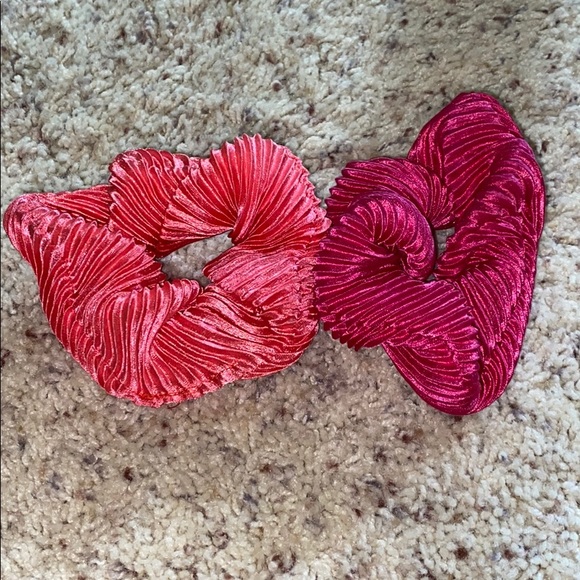 Pack of 8 scrunches!!! - Picture 3 of 5